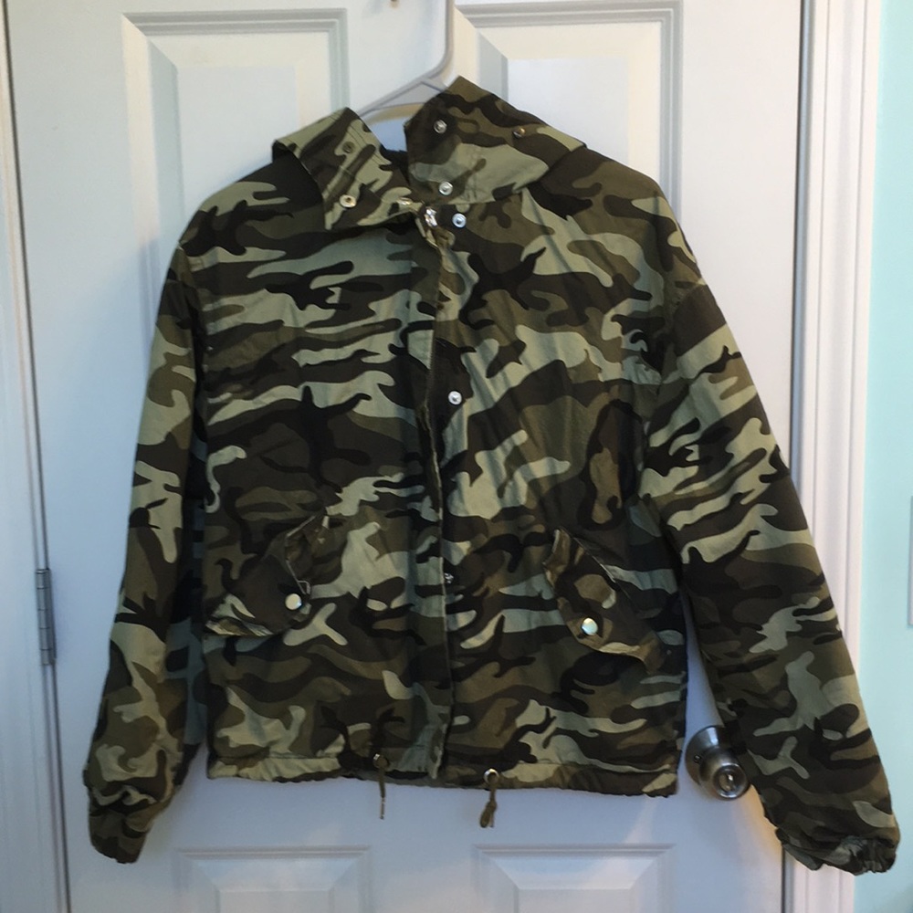 Love Tree camo coat